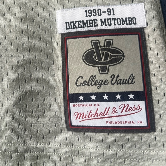 Georgetown University Dikembe Mutombo 90-91 Jersey - Picture 5 of 7